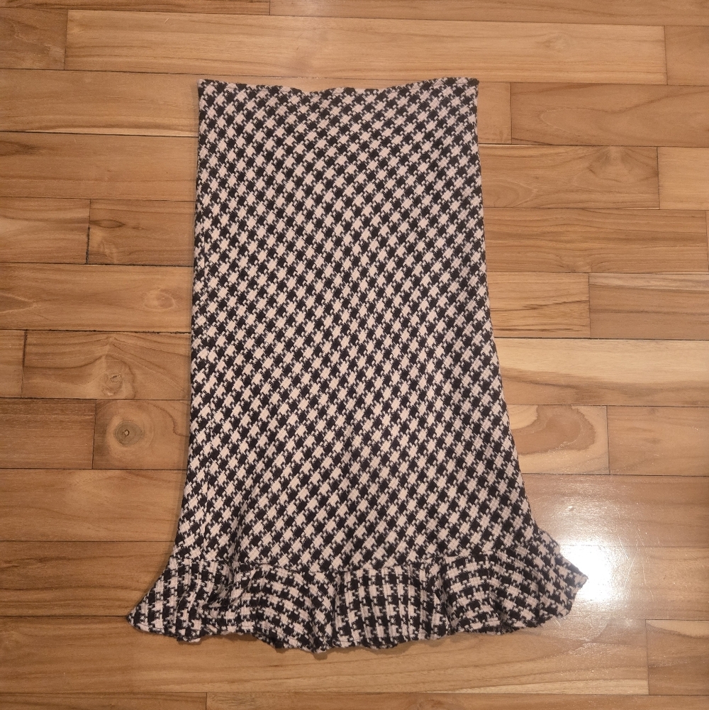 Pink And Brown Houndstooth Skirt